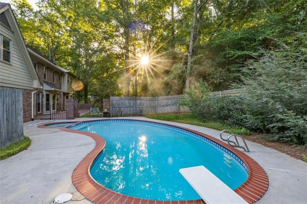 6088 Mill Stone Run Tucker, GA 30087