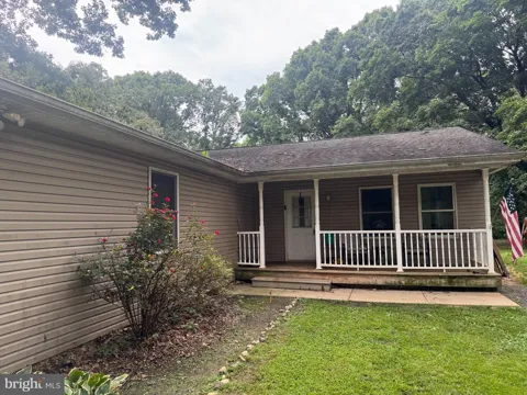 89 CROW ROAD