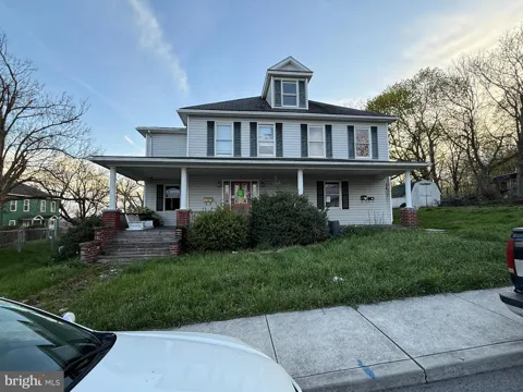118 W MECHANIC STREET