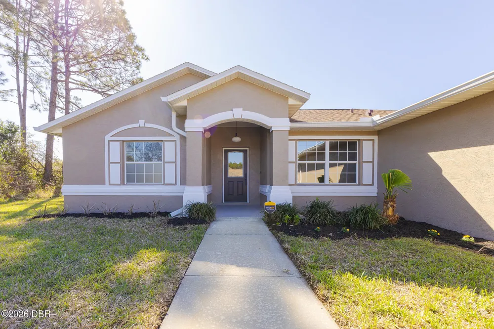 9 Slipper Flower Path E Palm Coast, FL 32164