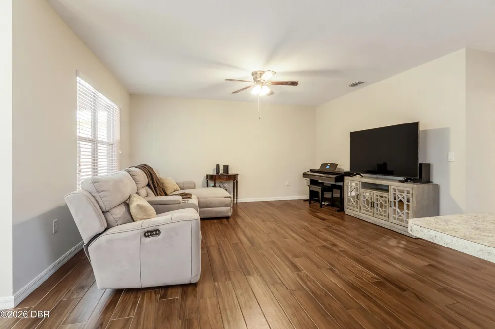 124 Fishermans Cove Drive Edgewater, FL 32141