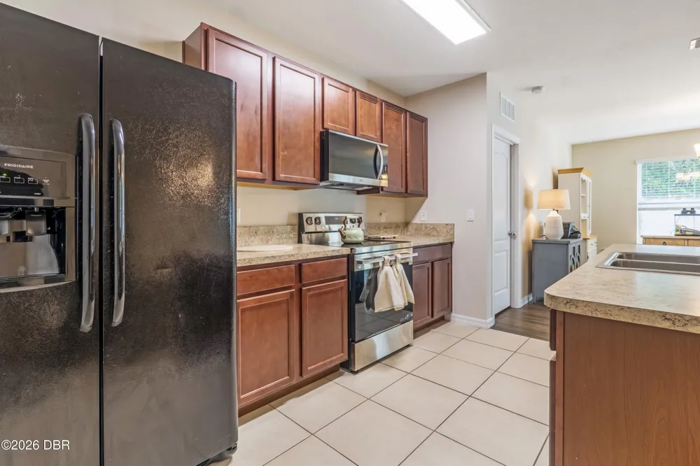 124 Fishermans Cove Drive Edgewater, FL 32141