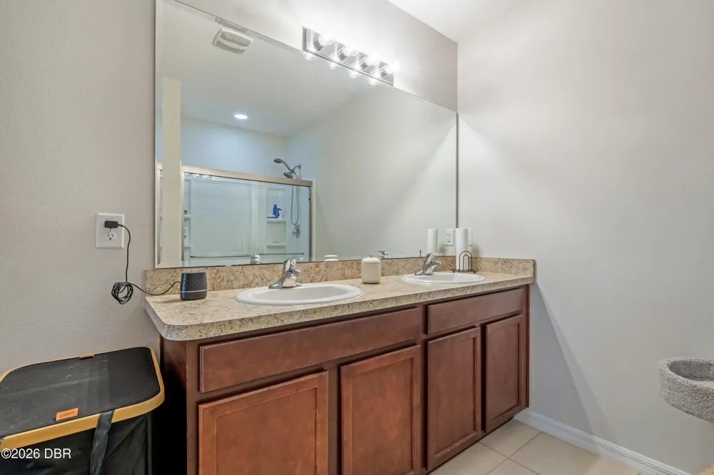 124 Fishermans Cove Drive Edgewater, FL 32141
