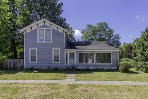 506 E 2nd Street