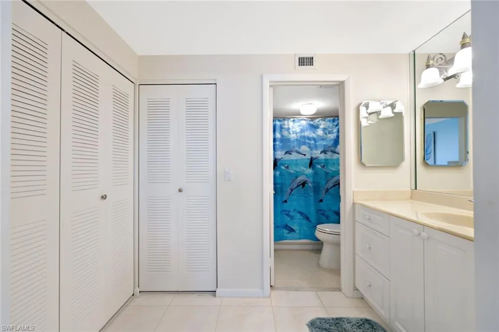 320 Seaview Court #307 Marco Island, FL 34145