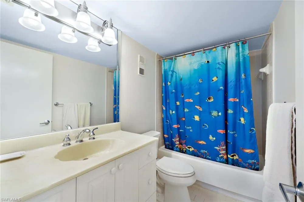 320 Seaview Court #307 Marco Island, FL 34145