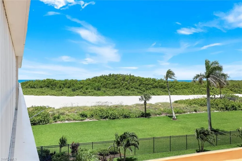 320 Seaview Court #307 Marco Island, FL 34145