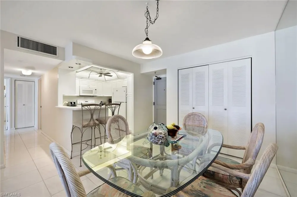 320 Seaview Court #307 Marco Island, FL 34145