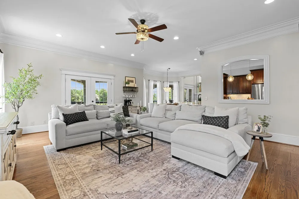 2020 Shoreline Dr Mount Juliet, TN 37122