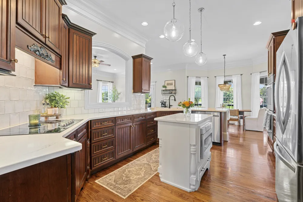 2020 Shoreline Dr Mount Juliet, TN 37122