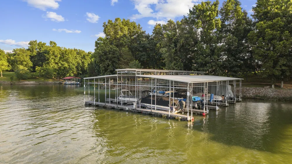 2020 Shoreline Dr Mount Juliet, TN 37122