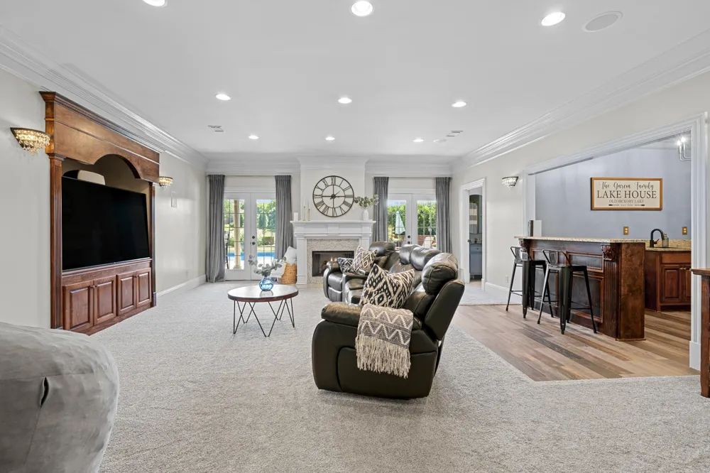 2020 Shoreline Dr Mount Juliet, TN 37122