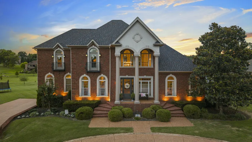 2020 Shoreline Dr Mount Juliet, TN 37122