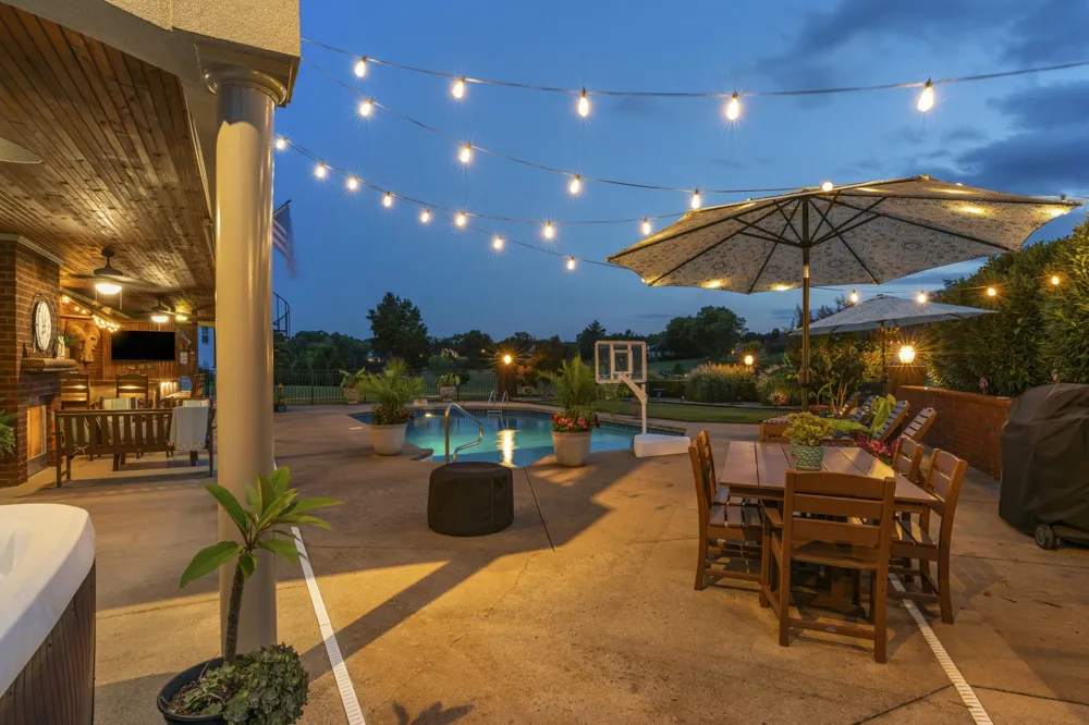 2020 Shoreline Dr Mount Juliet, TN 37122