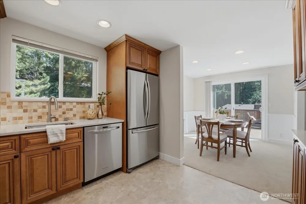 19310 37th Avenue NE Lake Forest Park, WA 98155