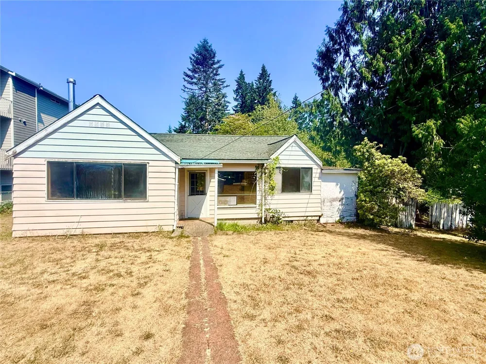 1919 Guy Wetzel Road Port Orchard, WA 98366