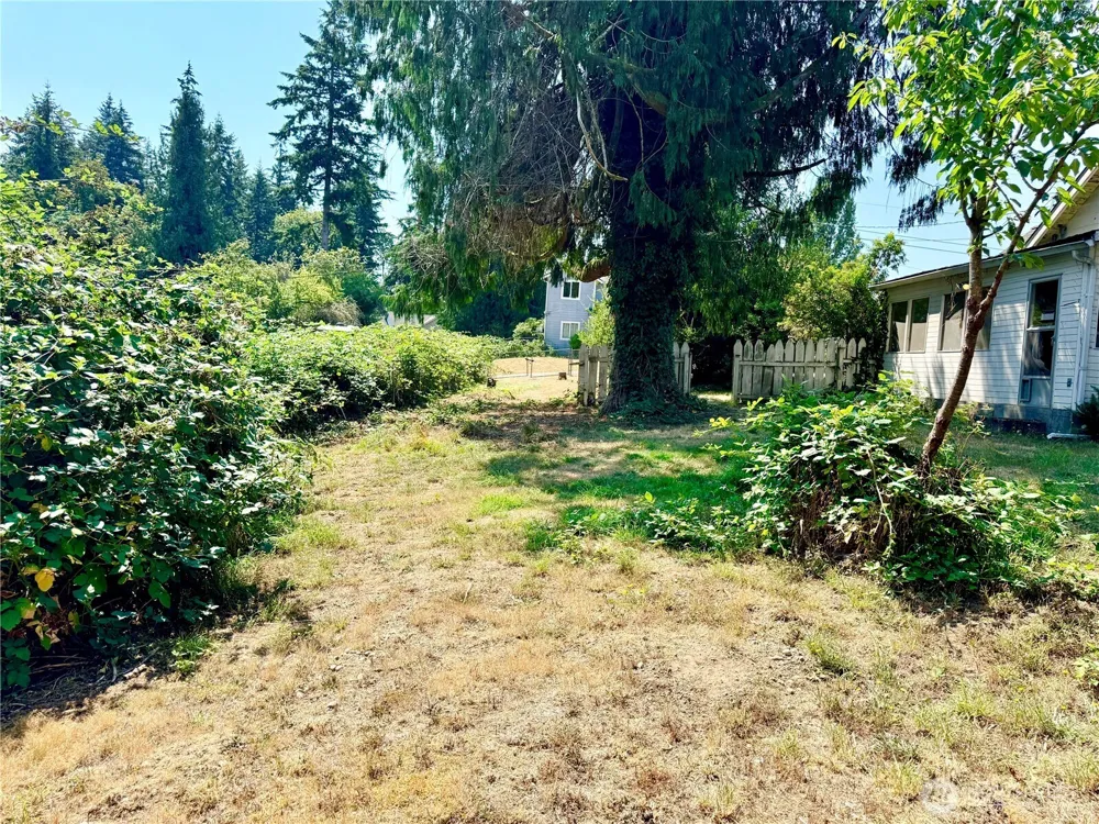 1919 Guy Wetzel Road Port Orchard, WA 98366