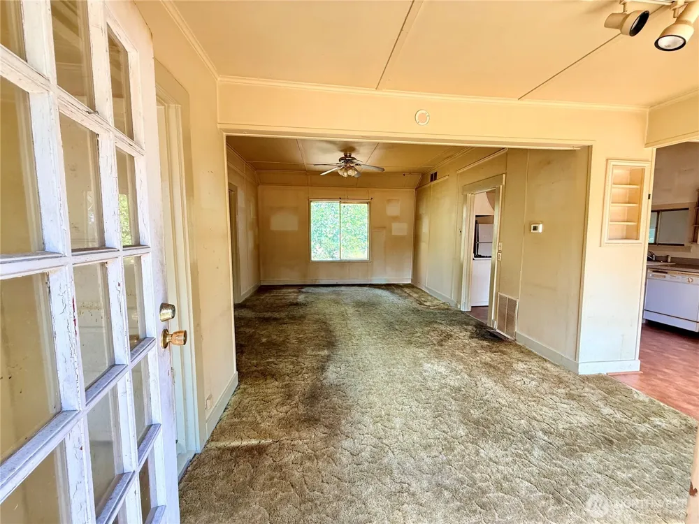 1919 Guy Wetzel Road Port Orchard, WA 98366