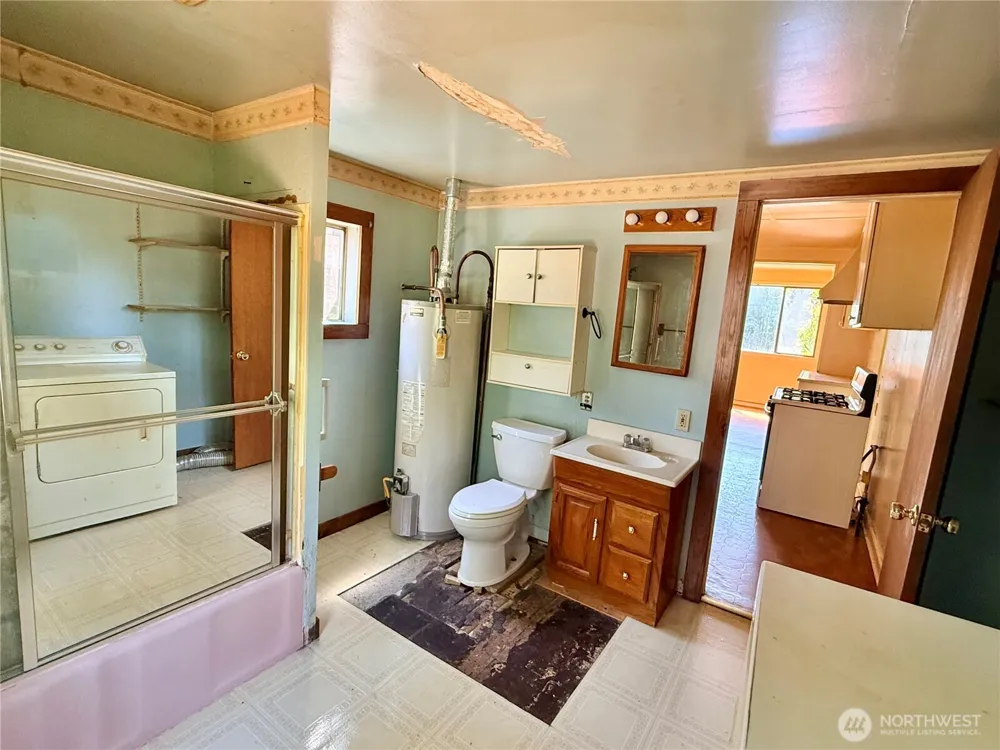 1919 Guy Wetzel Road Port Orchard, WA 98366