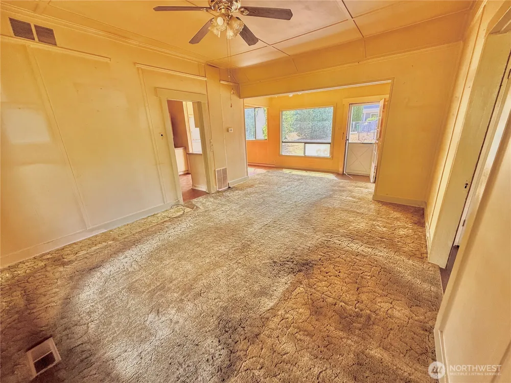 1919 Guy Wetzel Road Port Orchard, WA 98366