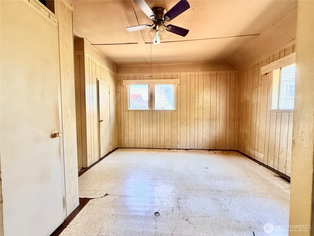 1919 Guy Wetzel Road Port Orchard, WA 98366