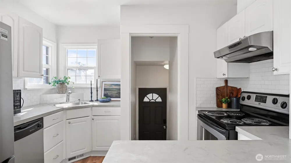 211 SE 4th Street College Place, WA 99324
