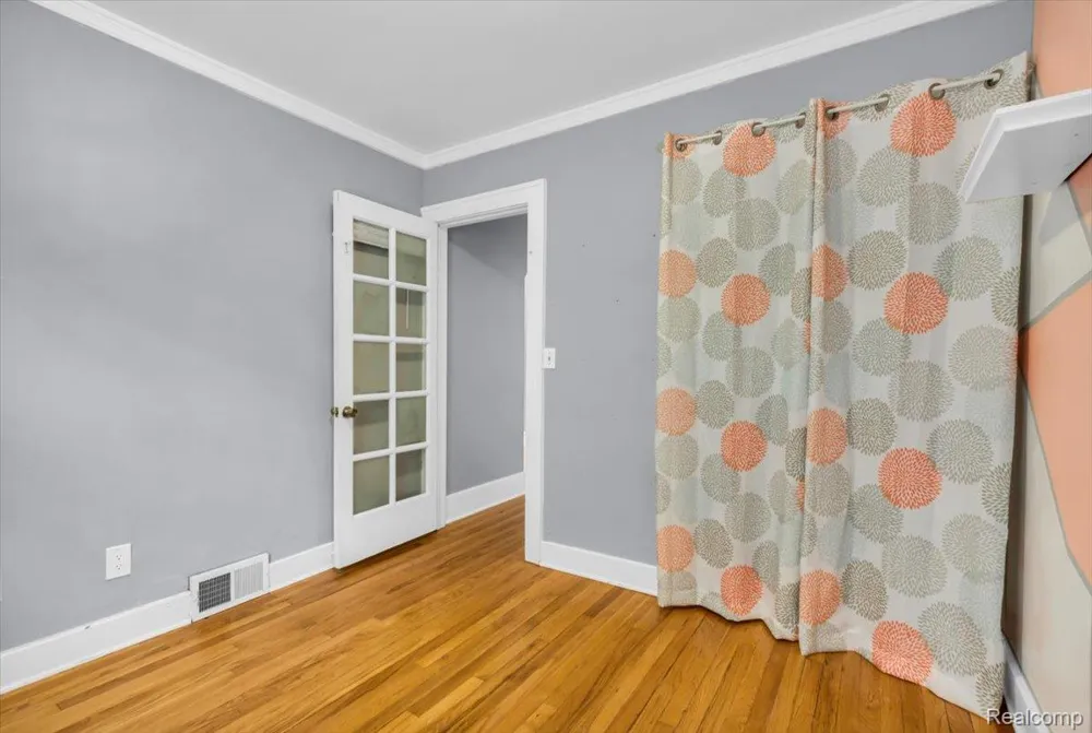 1306 Owana Avenue Royal Oak City, MI 48067