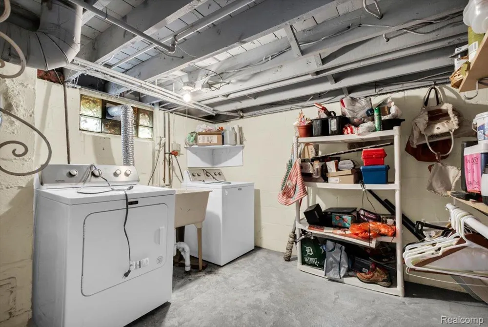1306 Owana Avenue Royal Oak City, MI 48067