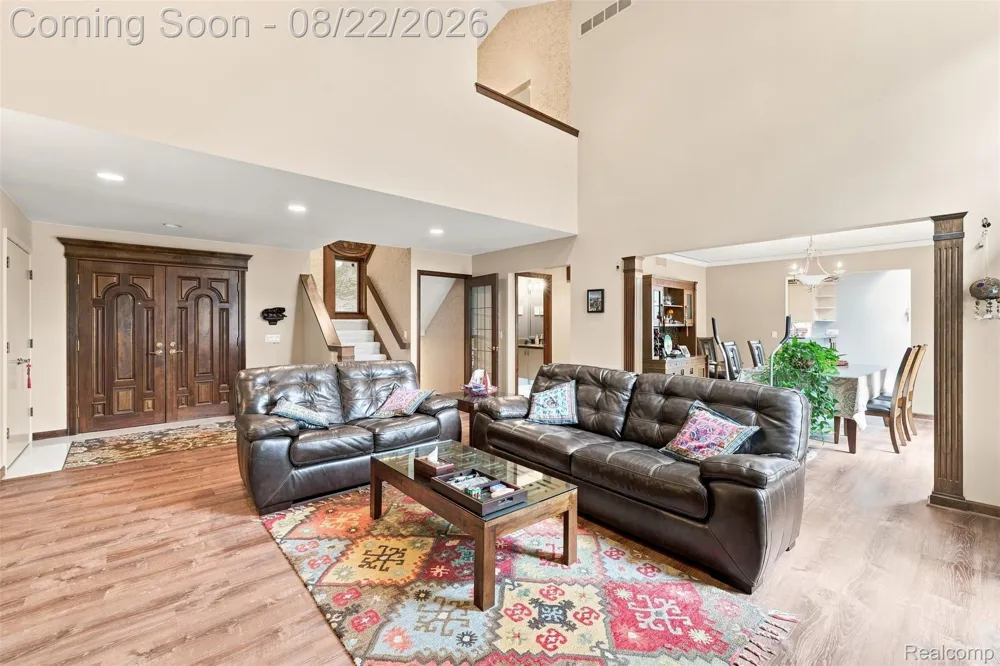 2070 Reagan Drive Rochester Hills City, MI 48309