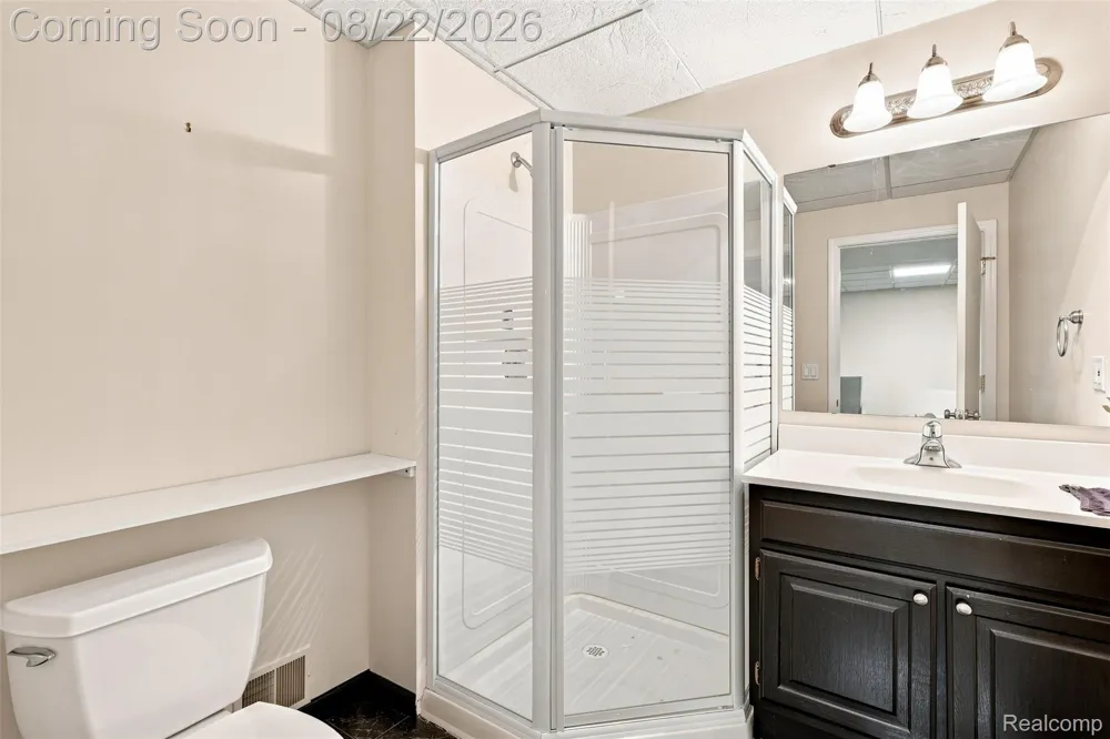 2070 Reagan Drive Rochester Hills City, MI 48309