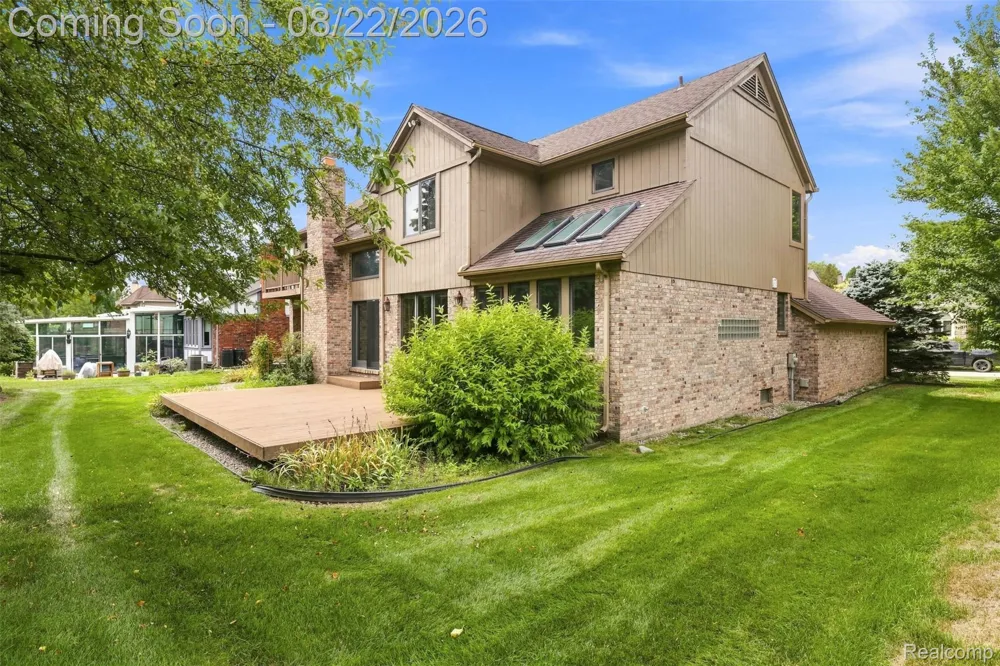 2070 Reagan Drive Rochester Hills City, MI 48309