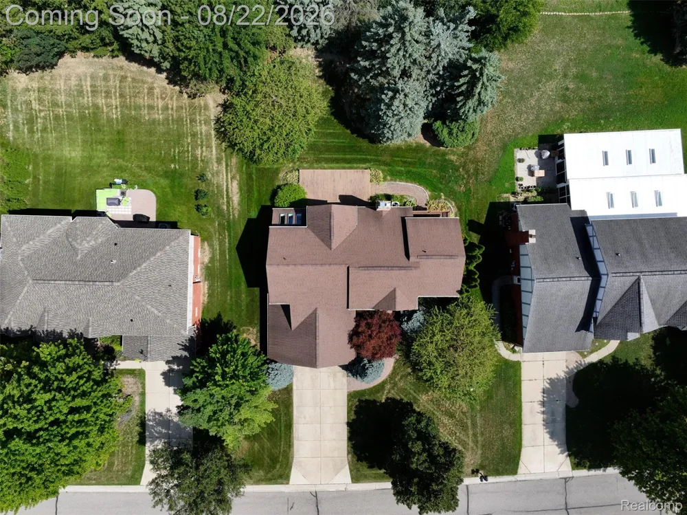 2070 Reagan Drive Rochester Hills City, MI 48309