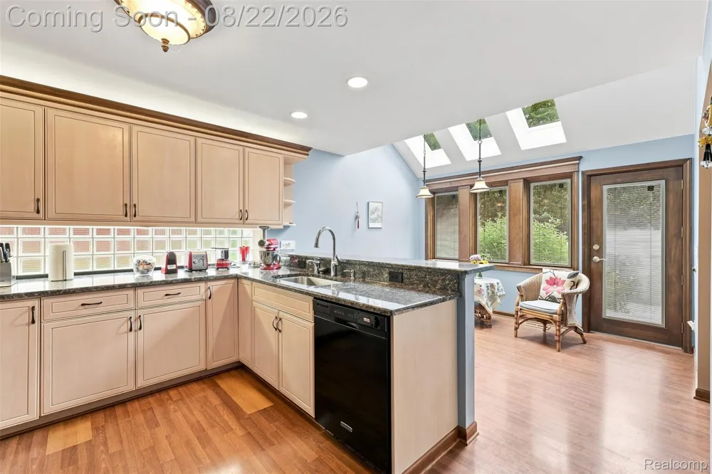 2070 Reagan Drive Rochester Hills City, MI 48309