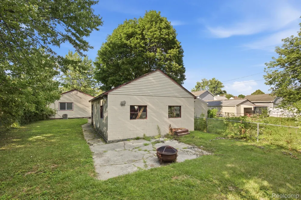22327 Wick Road Taylor City, MI 48180