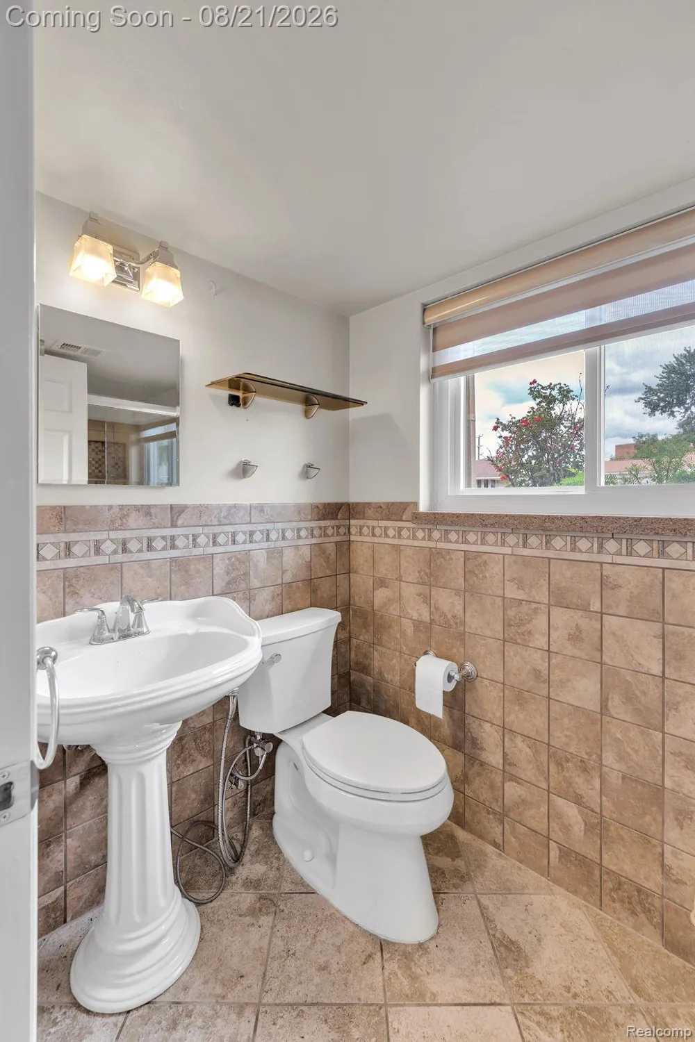 15546 Liverpool Street Livonia City, MI 48154