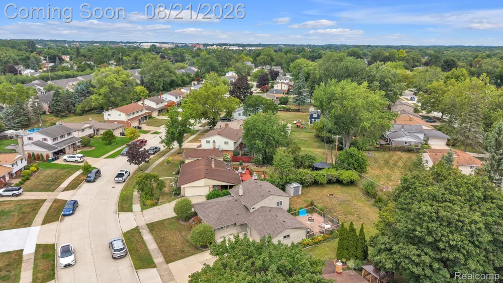 15546 Liverpool Street Livonia City, MI 48154