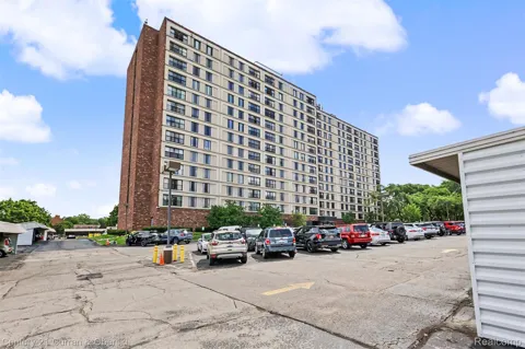 21800 Morley Avenue #1206