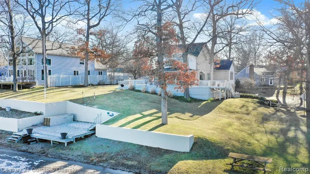 8862 Bellemere Court Napoleon Township, MI 49201