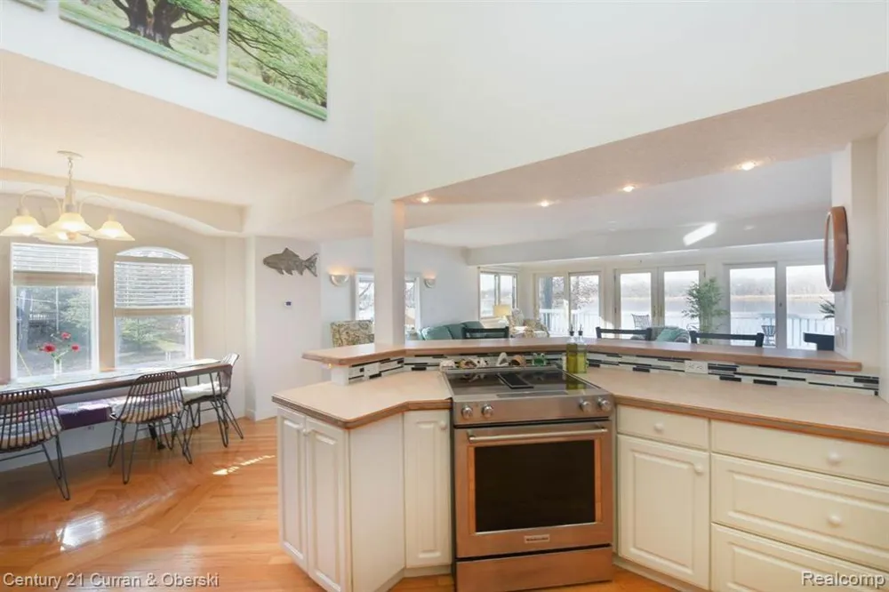8862 Bellemere Court Napoleon Township, MI 49201