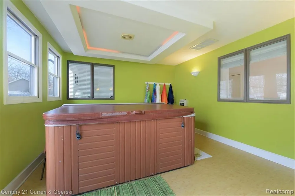 8862 Bellemere Court Napoleon Township, MI 49201
