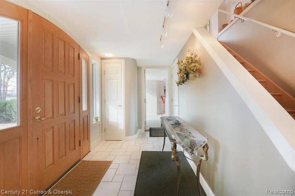 8862 Bellemere Court Napoleon Township, MI 49201