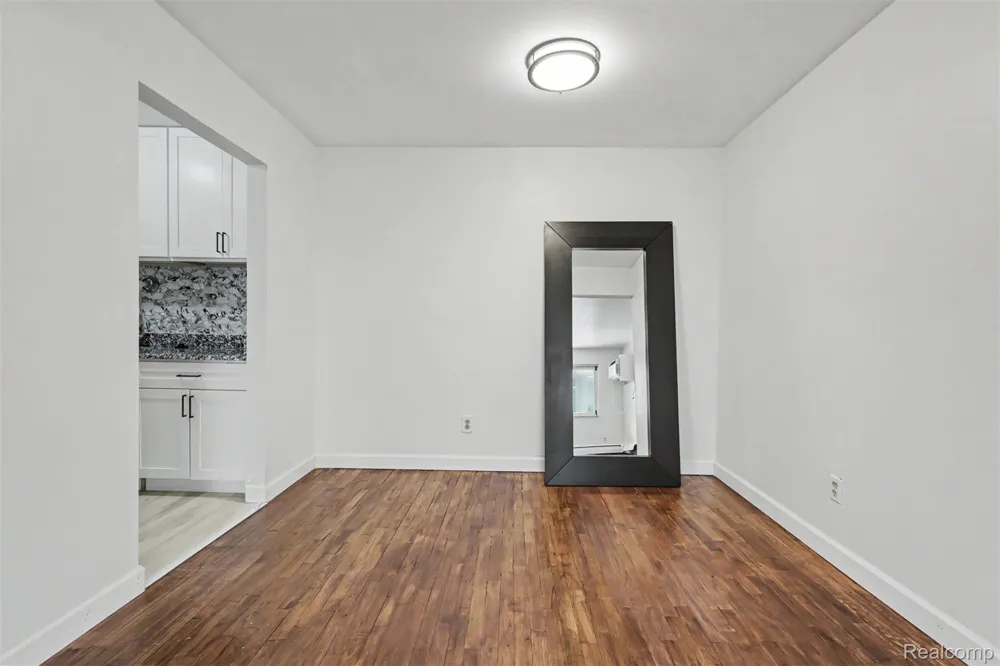 525 Fairbrook Street #207 Northville City, MI 48167