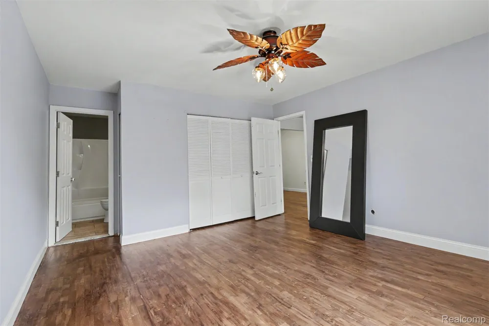 525 Fairbrook Street #207 Northville City, MI 48167