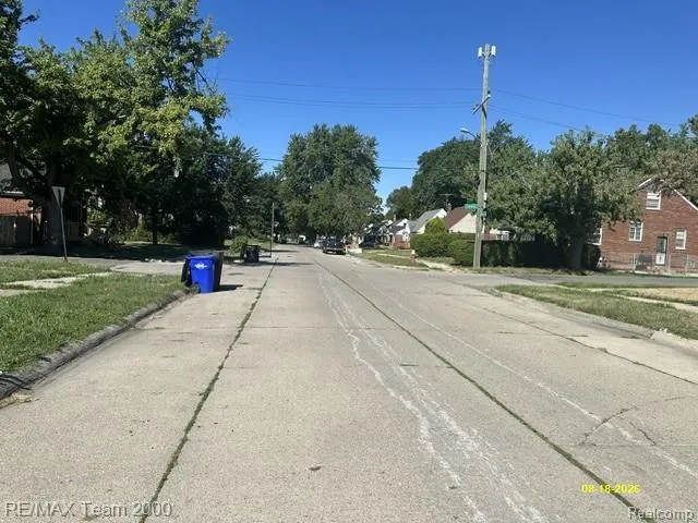 16410 Manning Street Detroit City, MI 48205