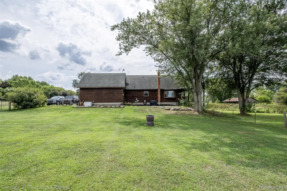 6595 Six Mile Road Salem Township, MI 48168