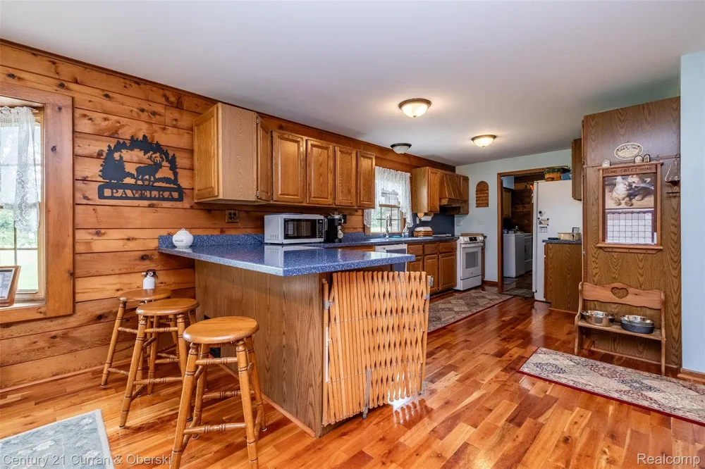 6595 Six Mile Road Salem Township, MI 48168
