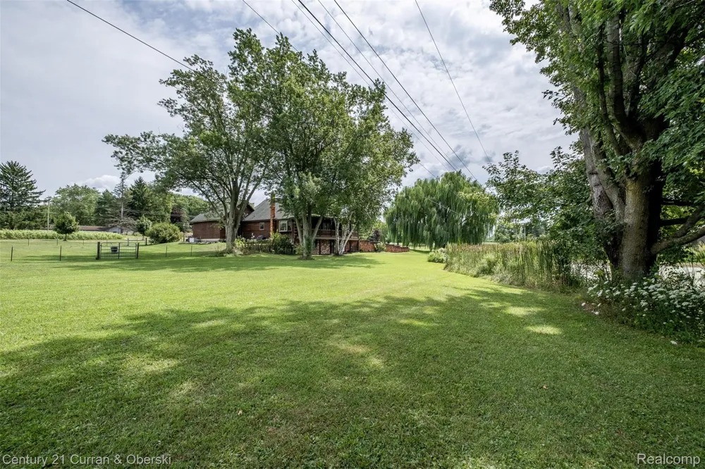 6595 Six Mile Road Salem Township, MI 48168