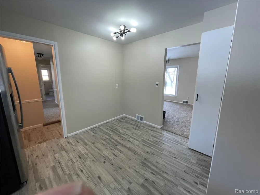 31335 RAYBURN STREET Livonia City, MI 48154