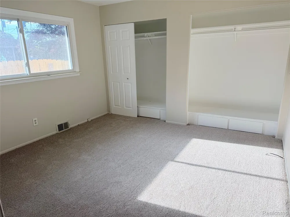 31335 RAYBURN STREET Livonia City, MI 48154