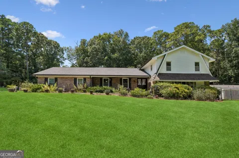 212 Simpson DR NE
